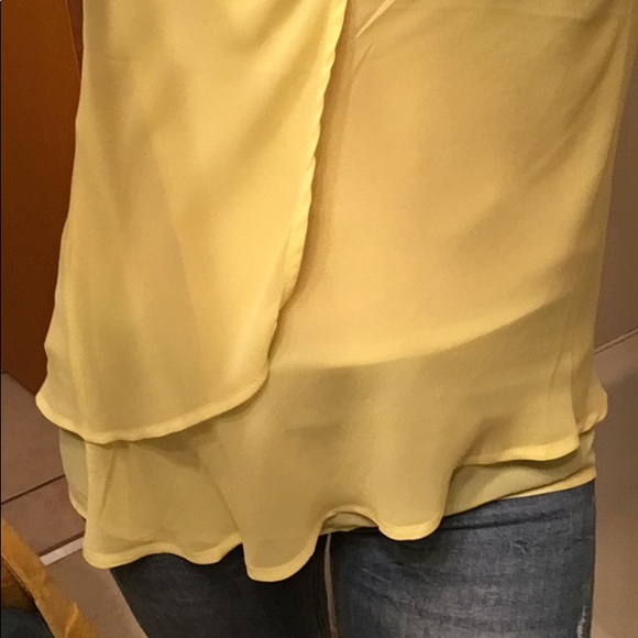 Yellow top - Picture 4 of 7